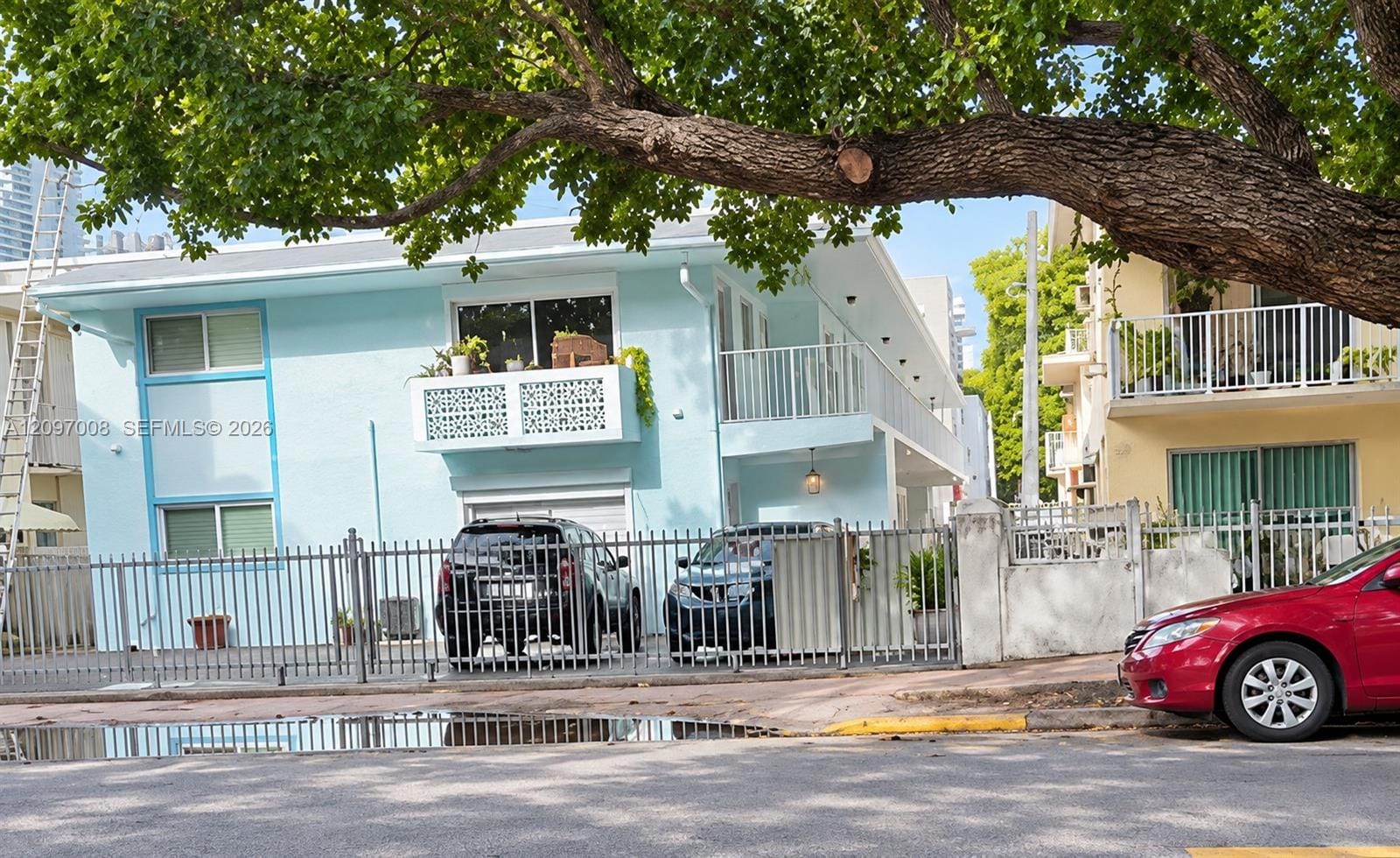 644 Meridian Avenue 12, Miami Beach, FL 33139 photo 2