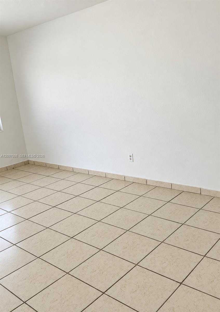 644 Meridian Avenue 12, Miami Beach, FL 33139 photo 7