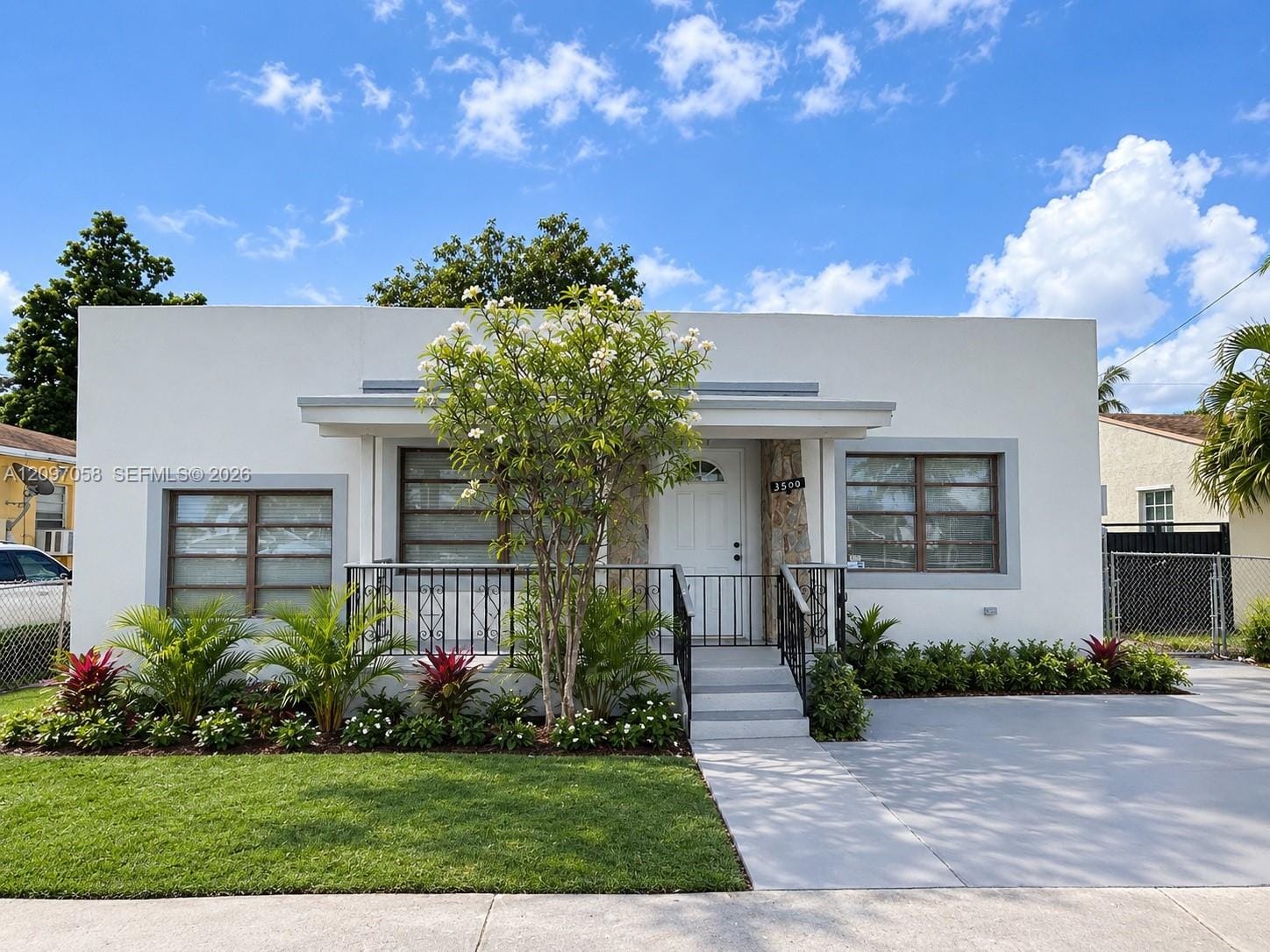 3500 NW 16th Street, Miami, FL 33125 photo 2