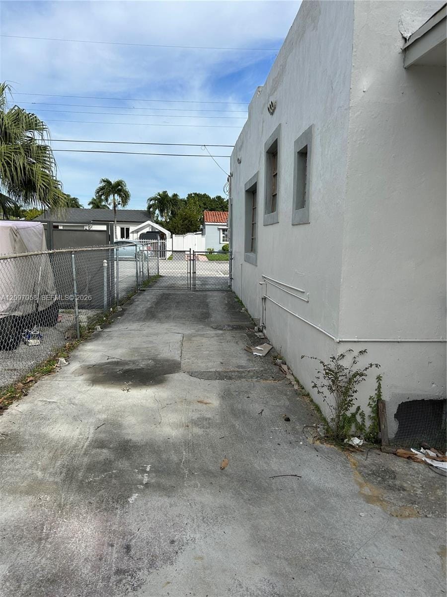 3500 NW 16th Street, Miami, FL 33125 photo 9