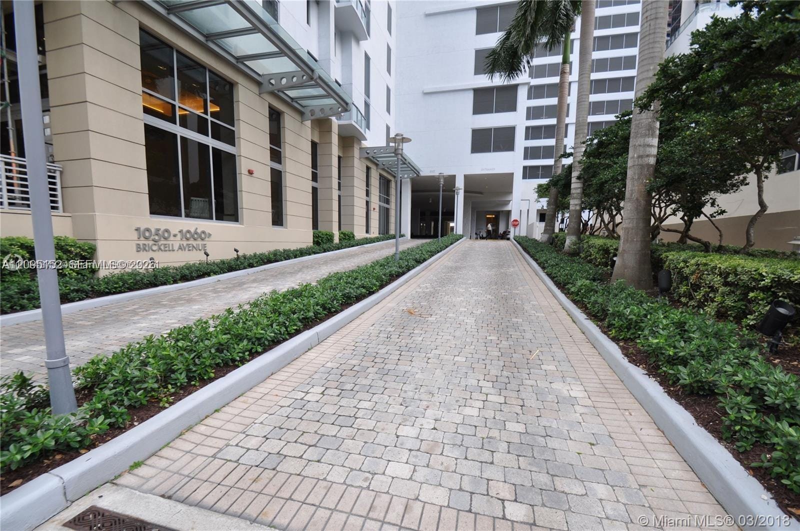 1060 Brickell Avenue 3111, Miami, FL 33131 photo 18