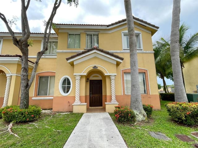 2744 SE 15th Place 136, Homestead, FL 33035