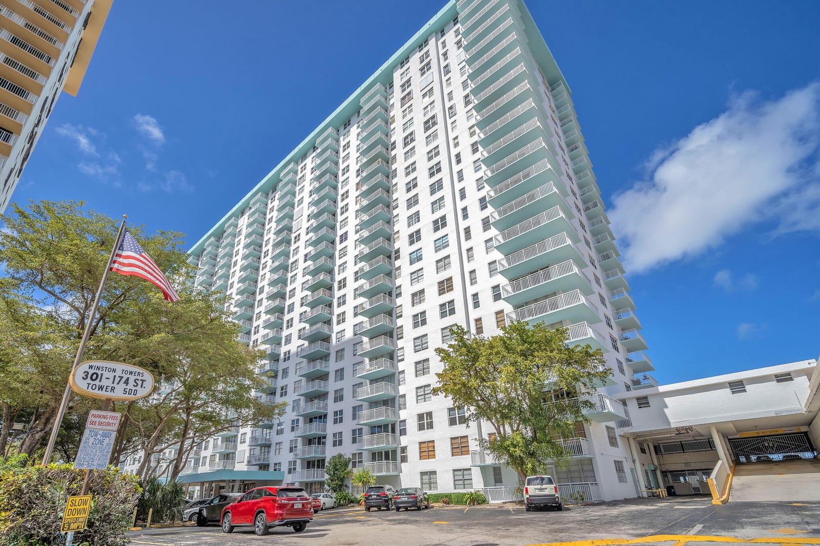 230 174th Street Apt 417, Sunny Isles Beach, FL 33160 photo 2