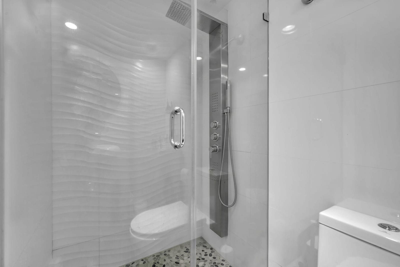230 174th Street Apt 417, Sunny Isles Beach, FL 33160 photo 21