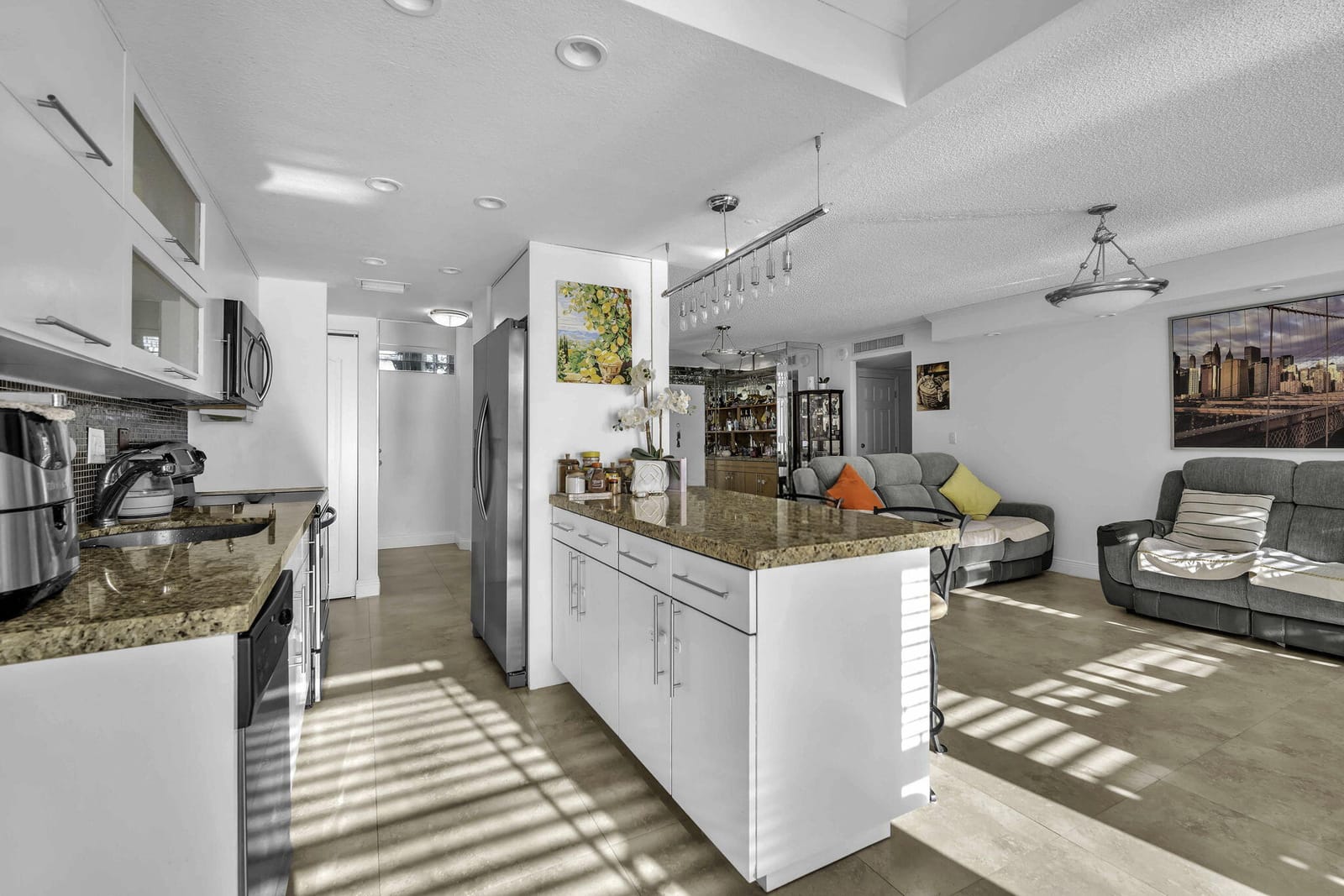 230 174th Street Apt 417, Sunny Isles Beach, FL 33160 photo 7