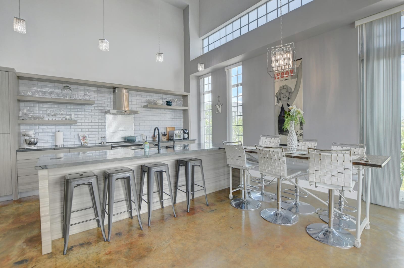 185 NE 4TH Avenue 301 — photo 5