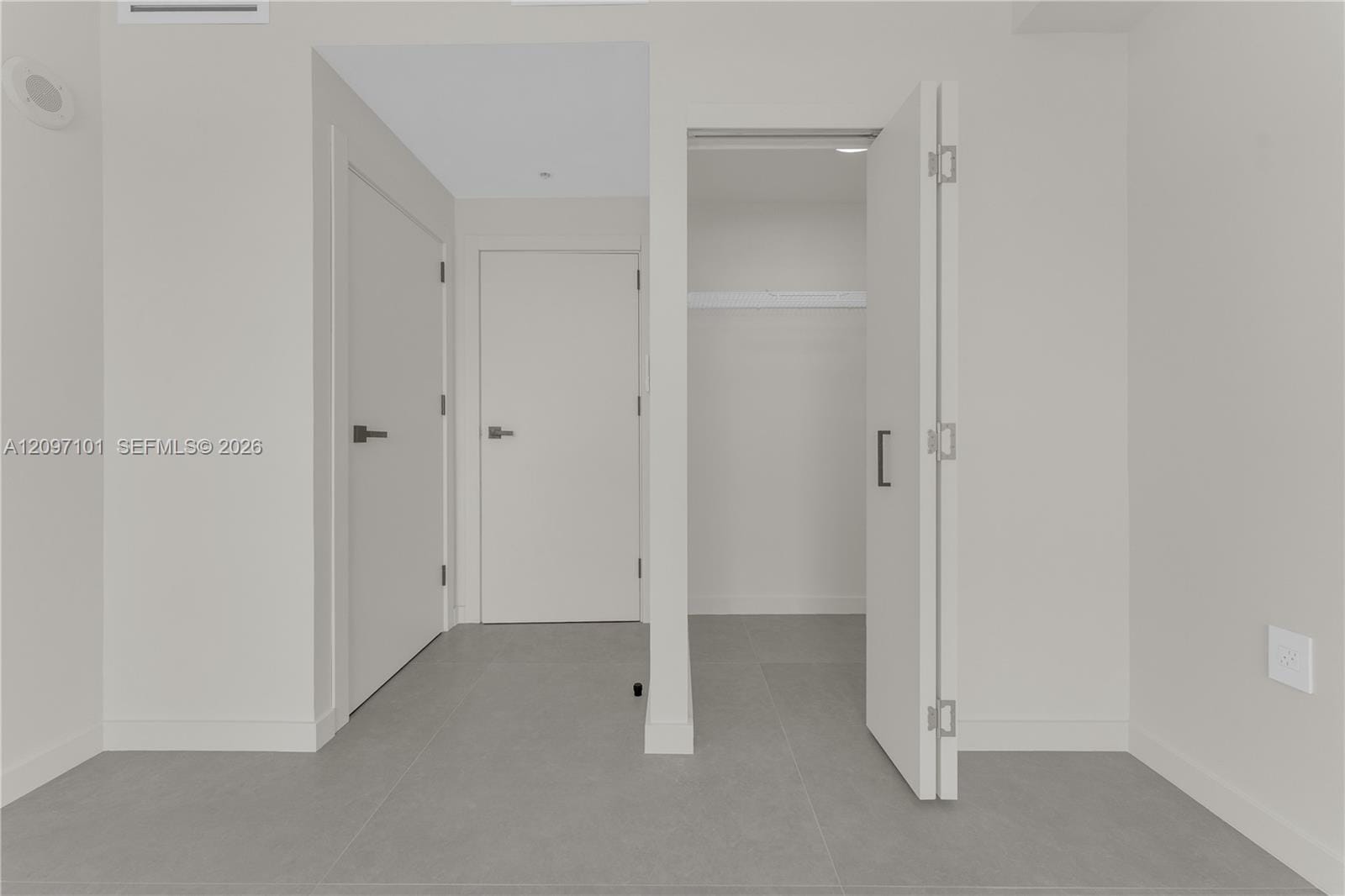140 S Dixie Highway 735 — photo 11
