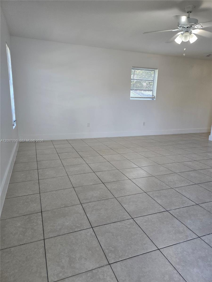 1512 NE 118th Street 2, Miami, FL 33161 photo 4
