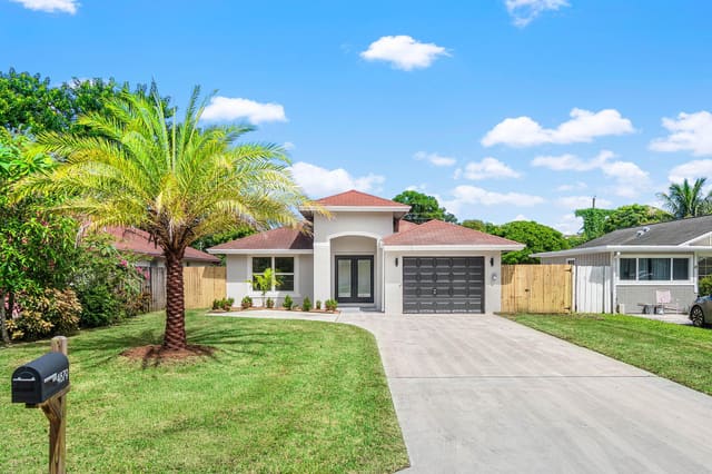 4879 LINCOLN Road, Delray Beach, FL 33445