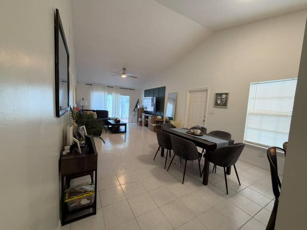 1437 Royal Forest Court, West Palm Beach, FL 33406 photo 15
