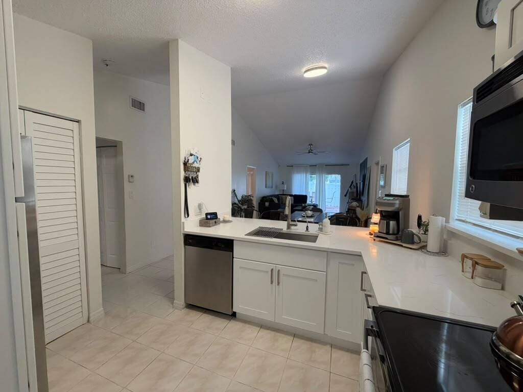 1437 Royal Forest Court, West Palm Beach, FL 33406 photo 22