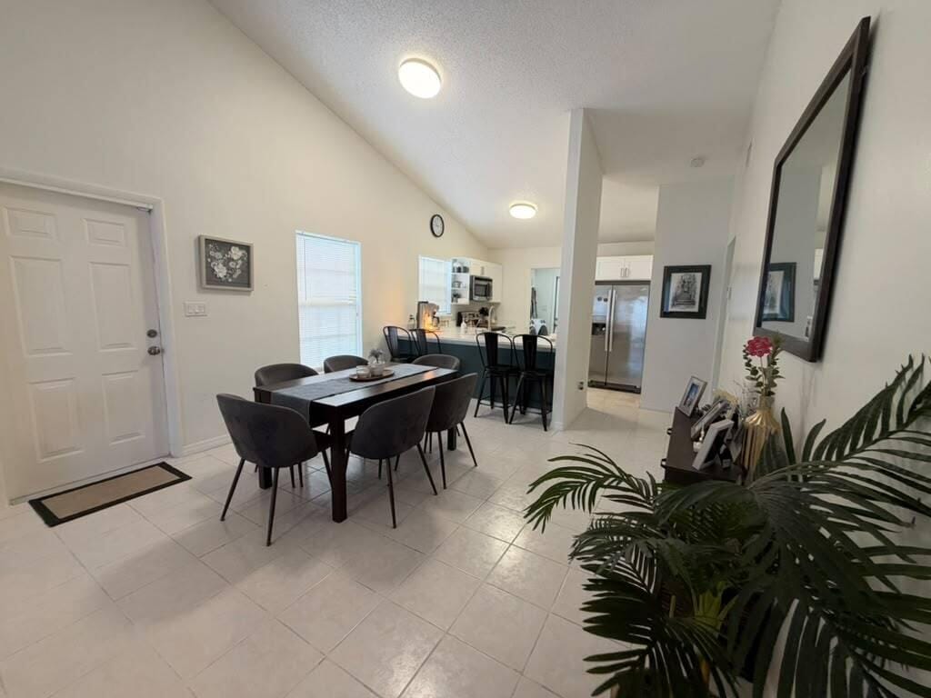 1437 Royal Forest Court, West Palm Beach, FL 33406 photo 25