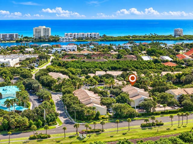 278 VILLAGE Boulevard 8306, Tequesta, FL 33469