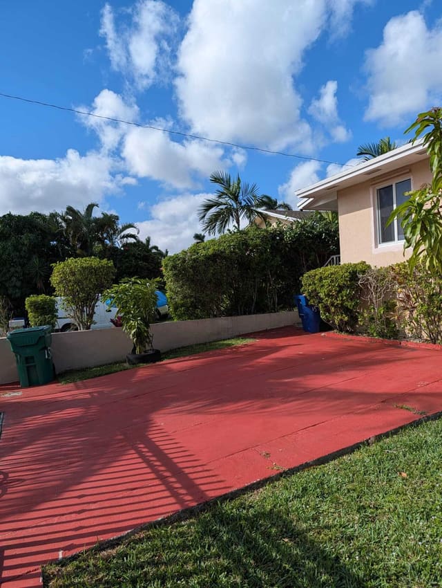 1571 NE 109TH Street 2, Miami, FL 33161