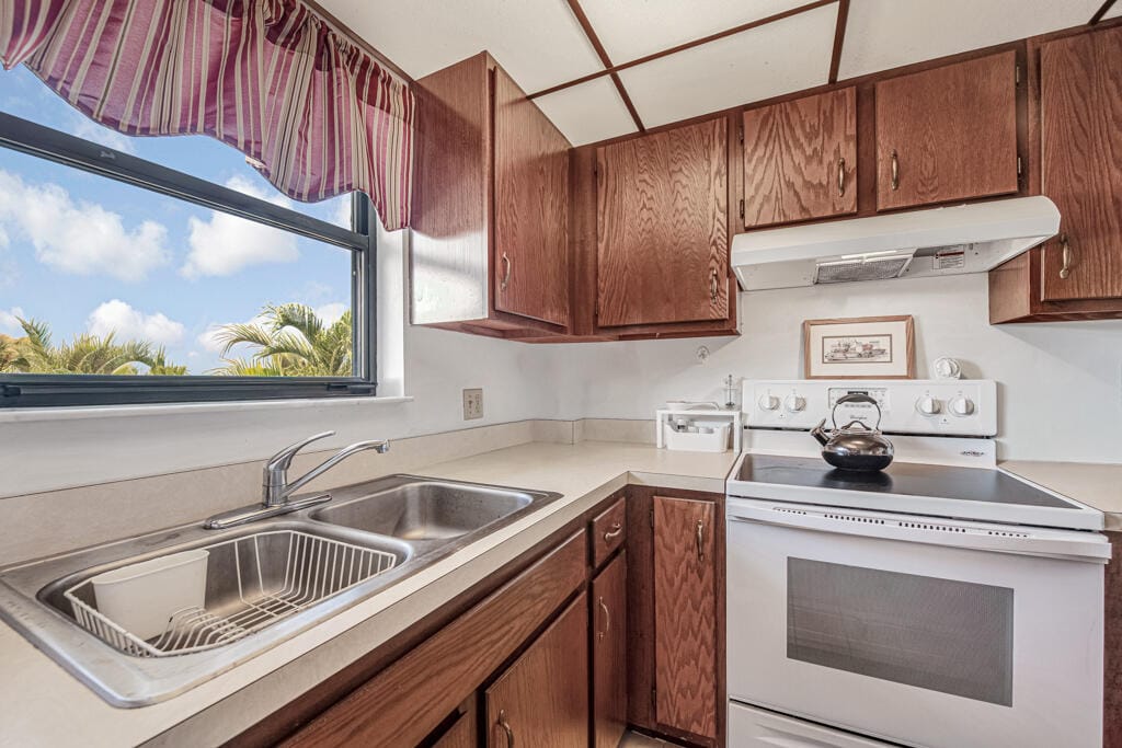 890 N FEDERAL Highway 307, Lantana, FL 33462 photo 24