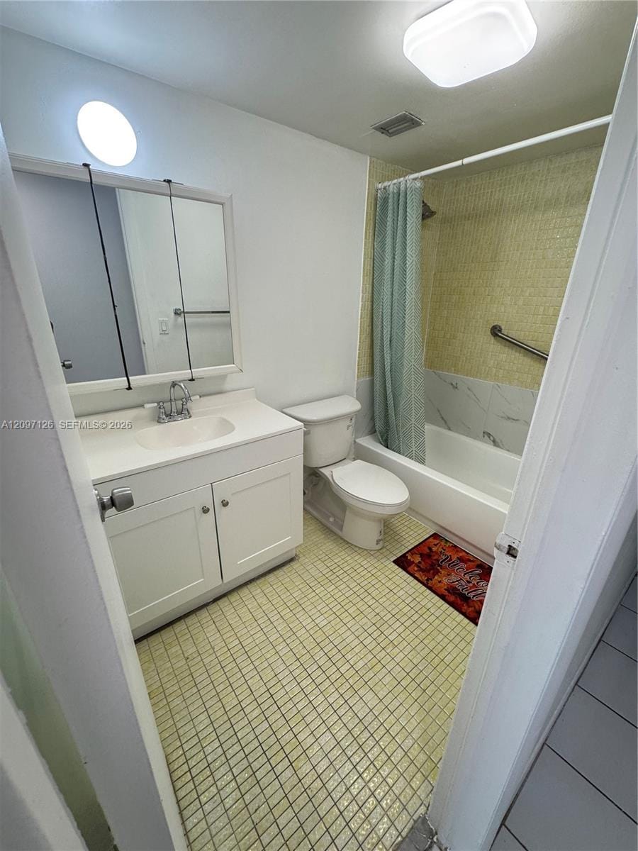 1470 NE 125th Terrace 205, North Miami, FL 33161 photo 12