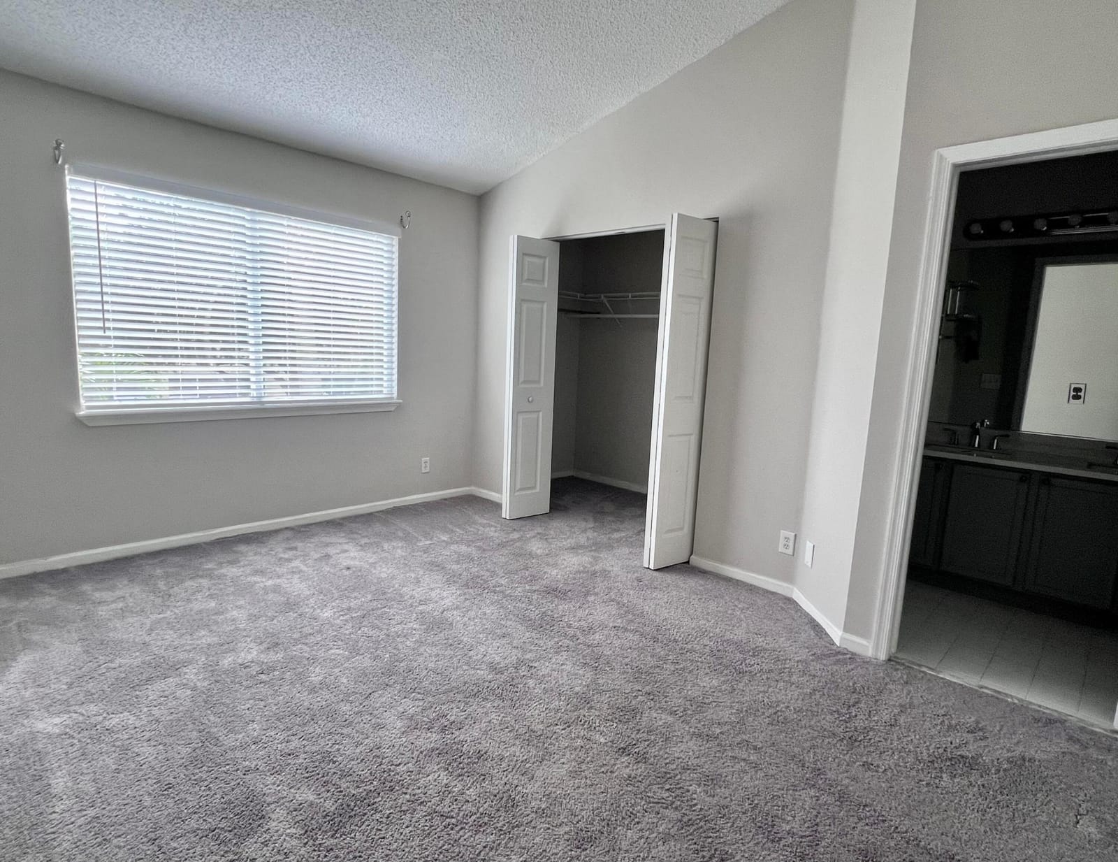 6952 CROOKED FENCE Drive — photo 5