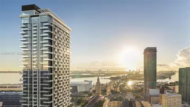 11 NE 6th Street 3214, Miami, FL 33132