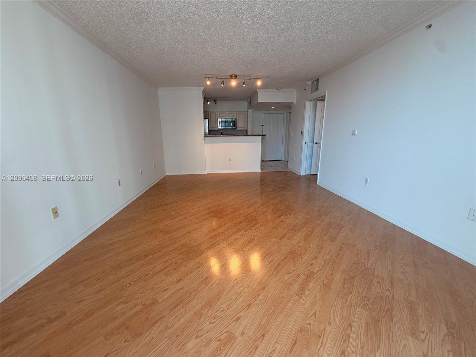 1155 Brickell Bay Drive 2006, Miami, FL 33131 photo 5