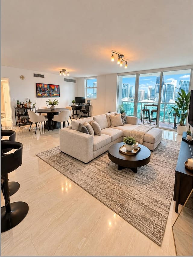 31 SE 5th Street 2801, Miami, FL 33131