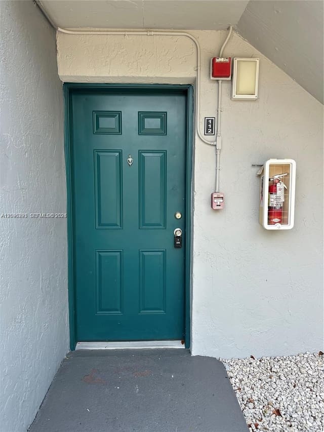 7020 NW 179th Street 112, Hialeah, FL 33015