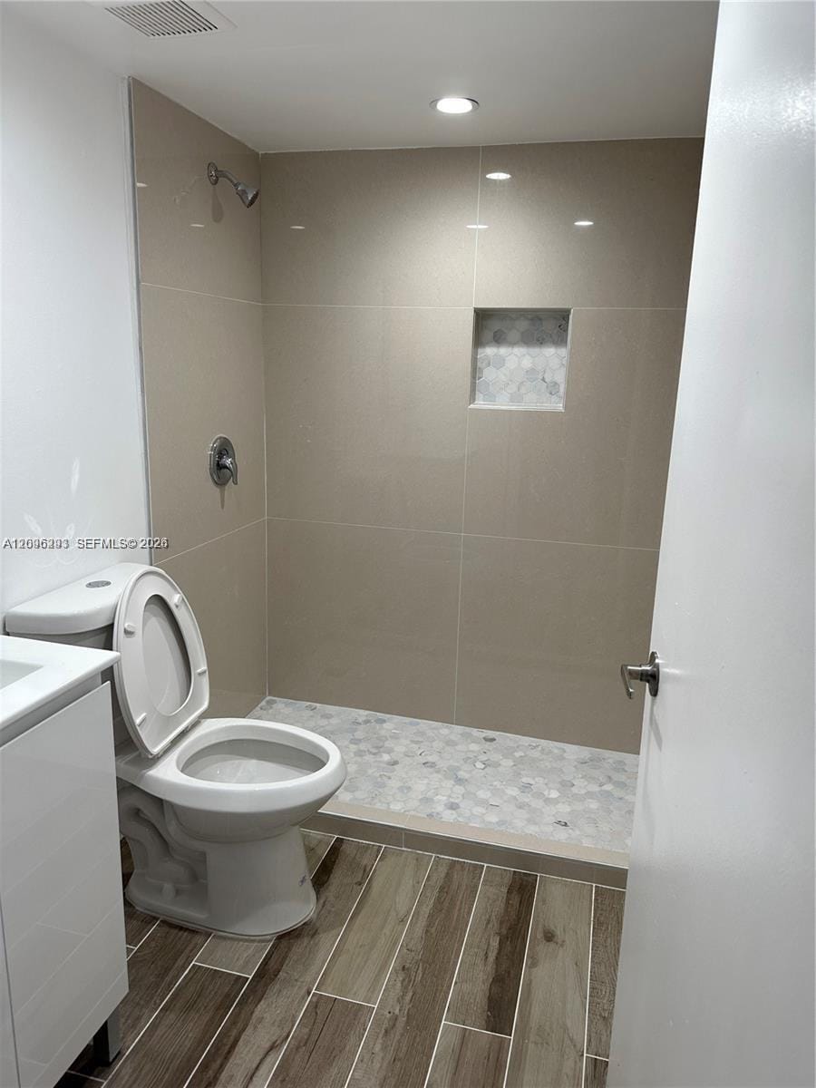 7020 NW 179th Street 112, Hialeah, FL 33015 photo 5