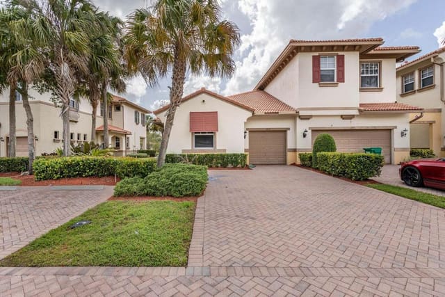 6072 NW 116TH Drive, Coral Springs, FL 33076