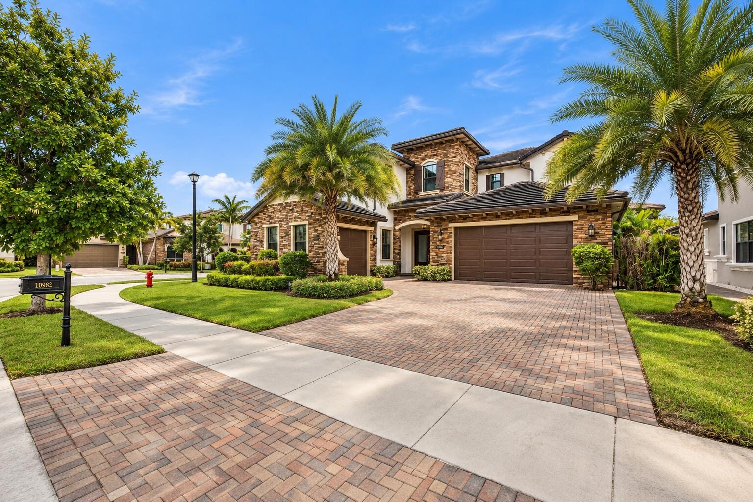 10982 PINNACLE Way, Parkland, FL 33076