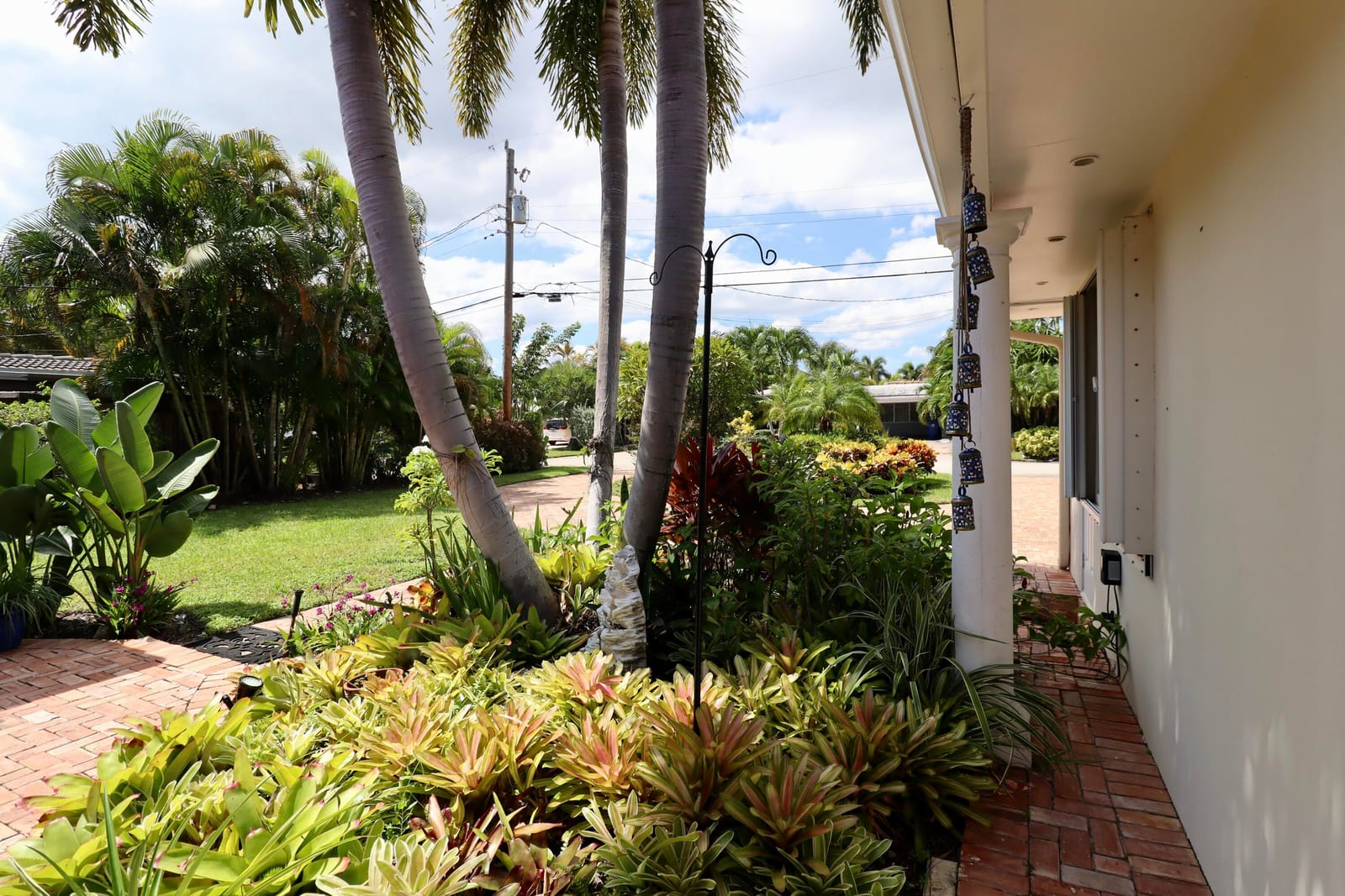 2208 NE 19TH Avenue, Wilton Manors, FL 33305 photo 5