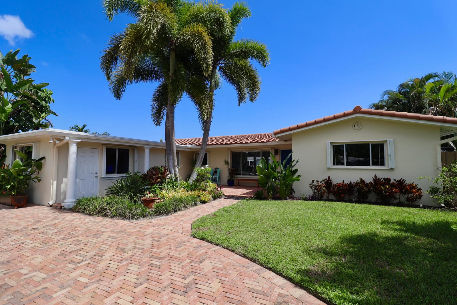 2208 NE 19TH Avenue, Wilton Manors, FL 33305