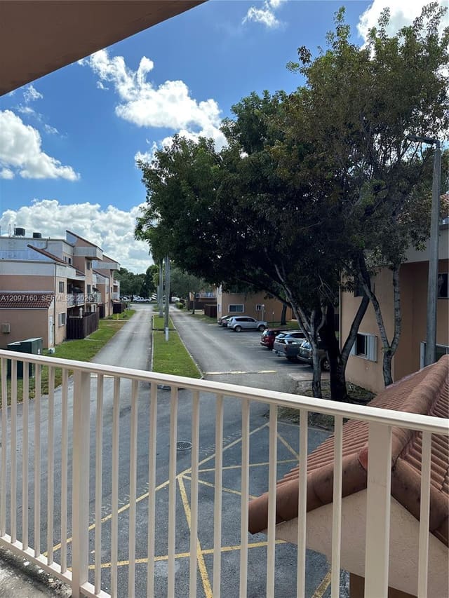 14907 SW 80th Street 201, Miami, FL 33193
