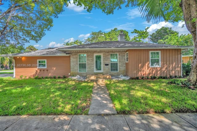 450 NE 15 Avenue 450, Fort Lauderdale, FL 33301