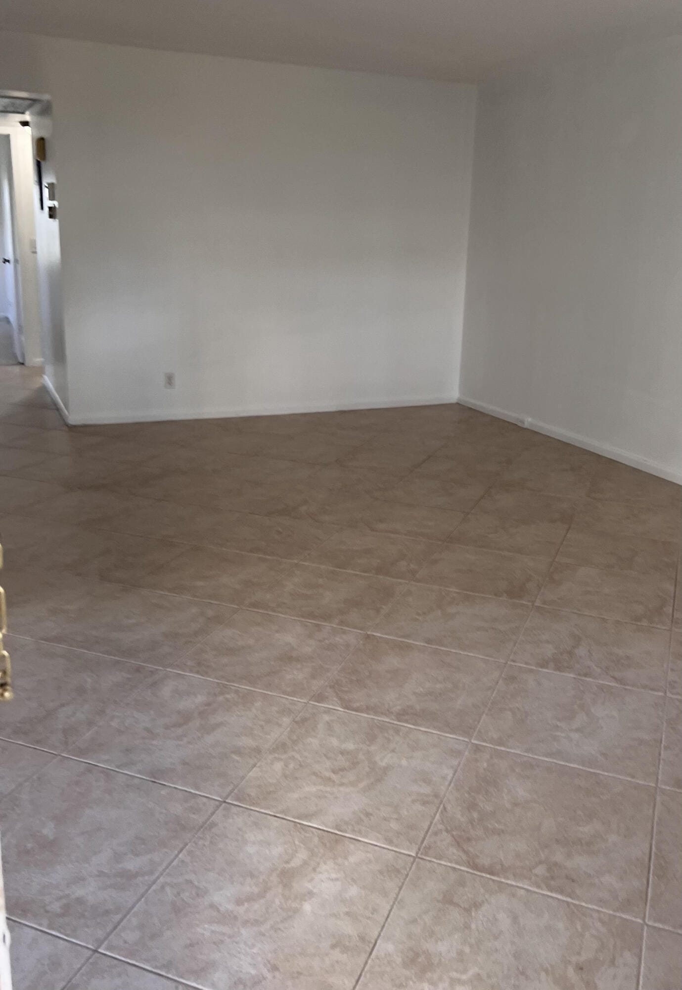 304 Mansfield H — photo 4