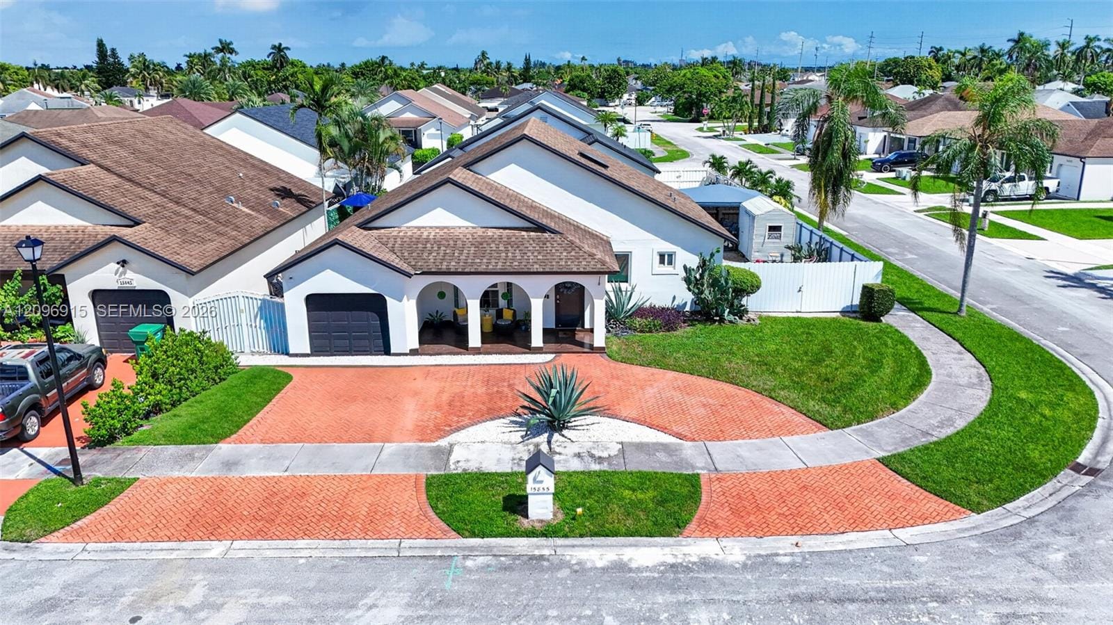 15855 SW 143rd Path, Miami, FL 33177 photo 4