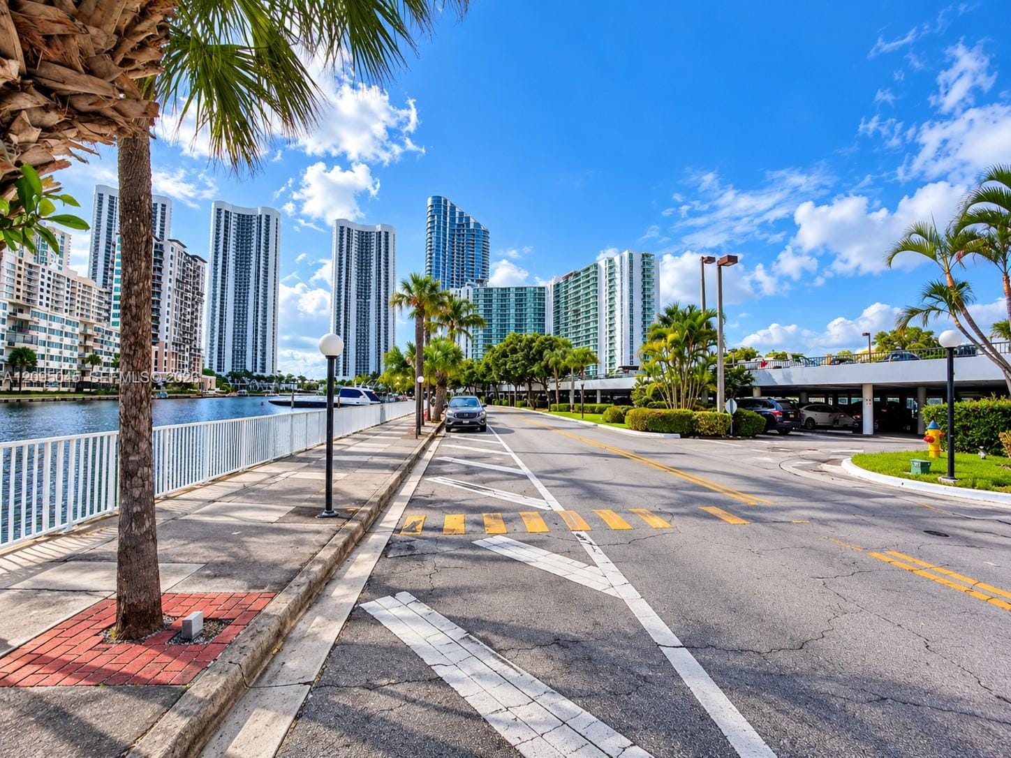 300 Bayview Drive 2014, Sunny Isles Beach, FL 33160 photo 25