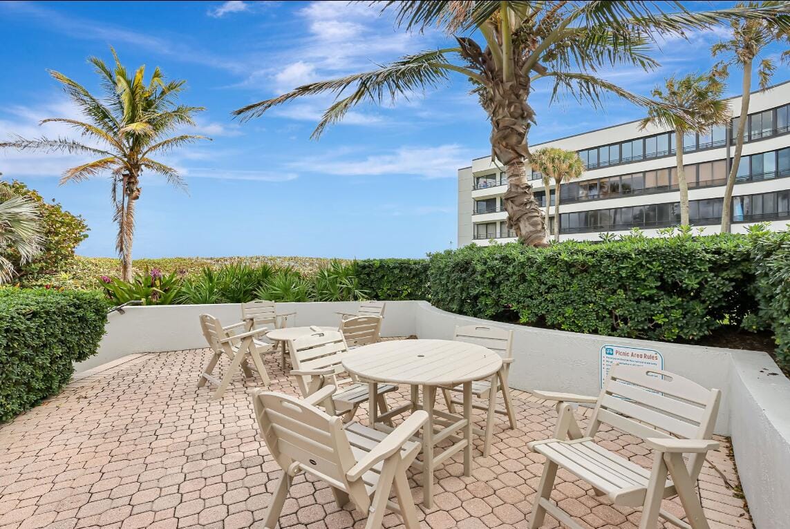 1357 NE OCEAN Boulevard 304, Stuart, FL 34996 photo 27