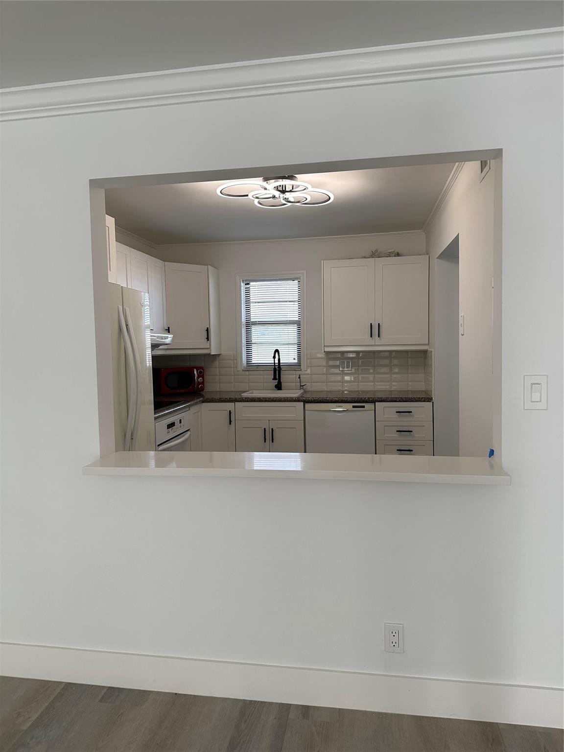 9440 SW 8TH Street 403 — photo 6