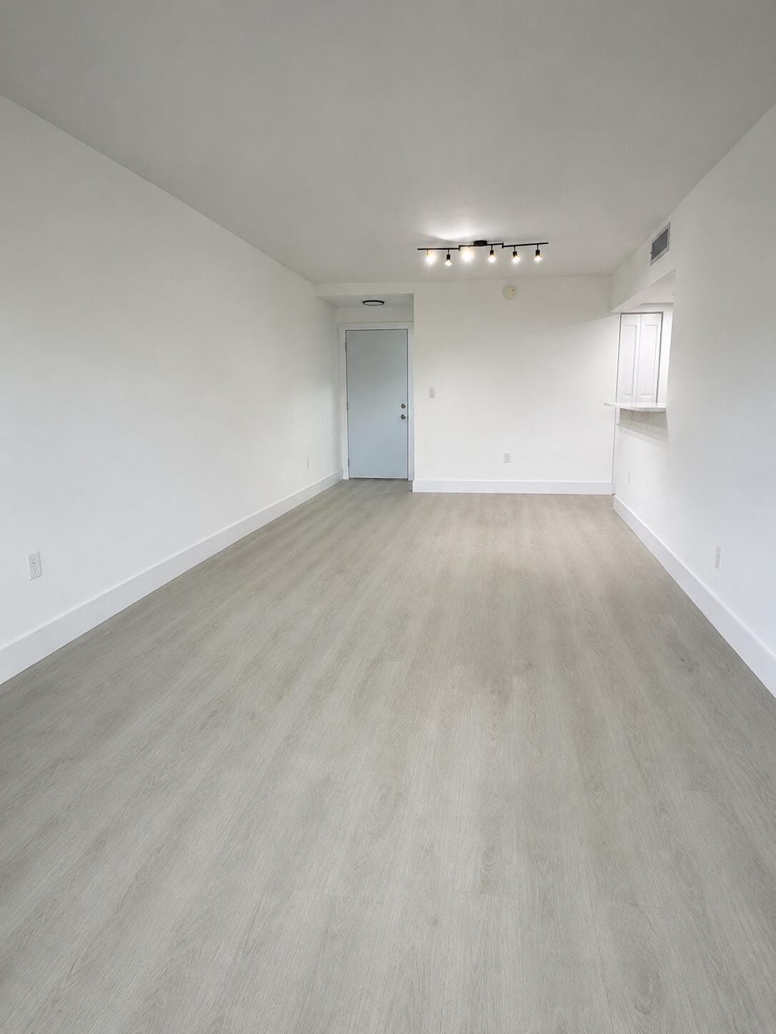10229 NW 9th Street Circle 103, FL 33172 photo 17