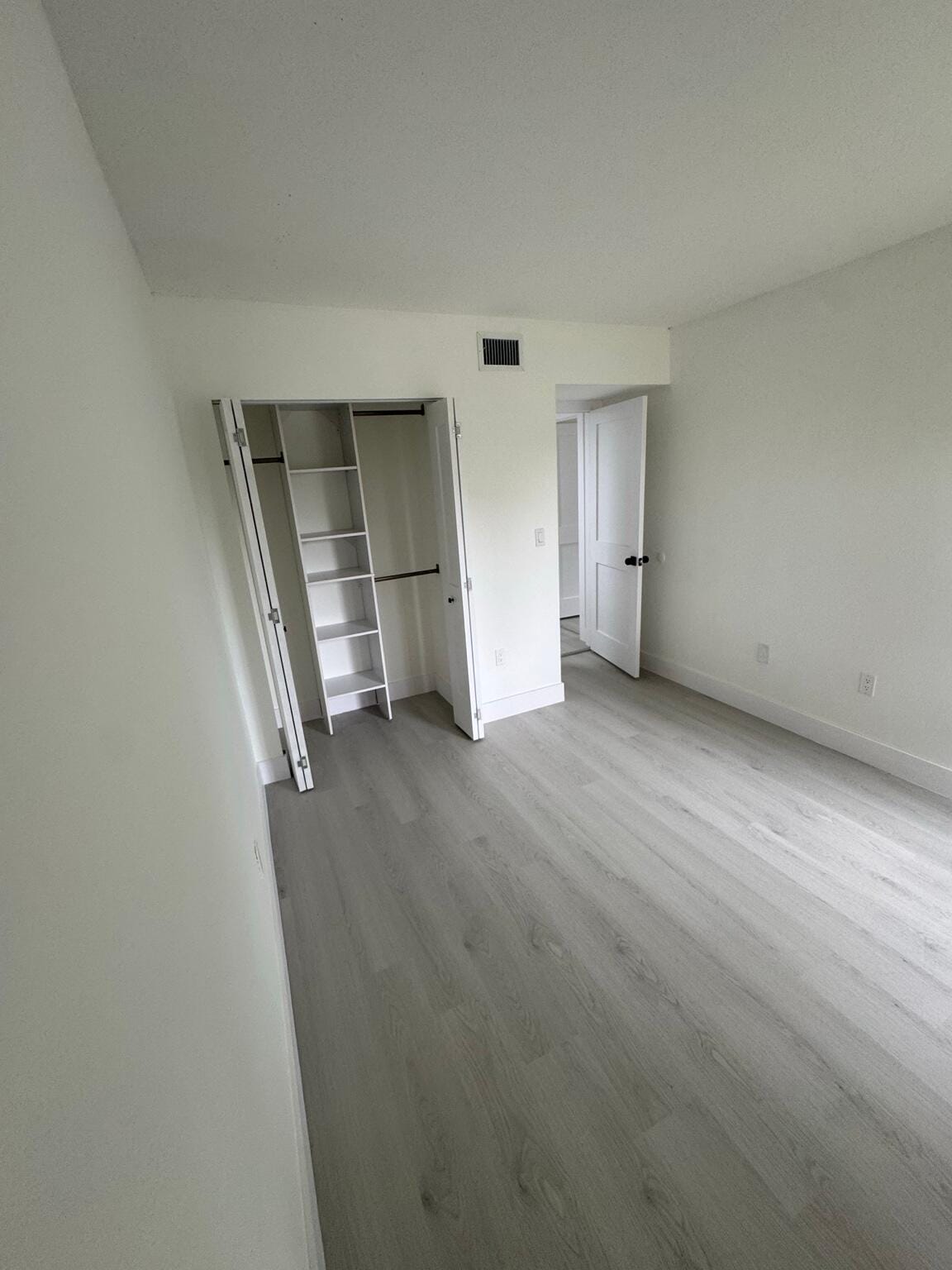10229 NW 9th Street Circle 103, FL 33172 photo 6