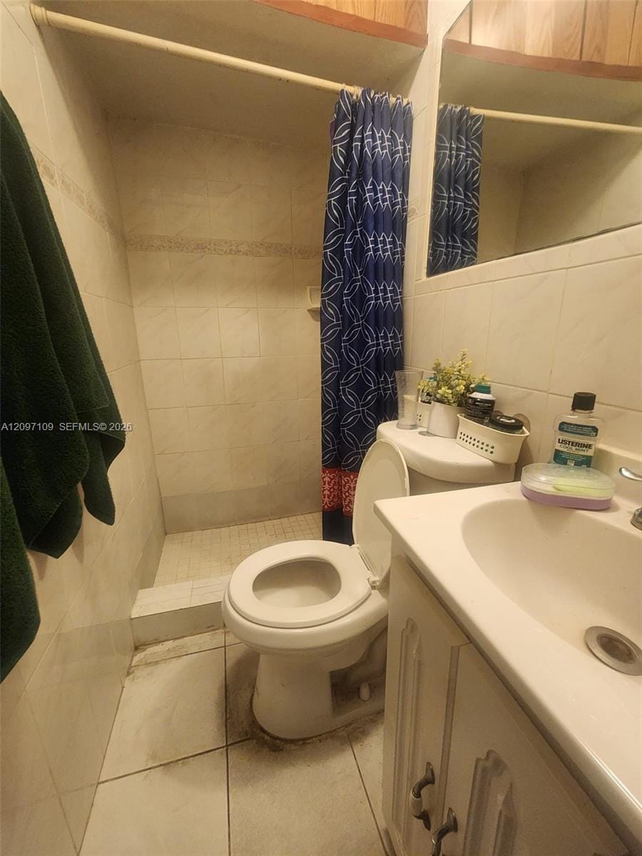 3042 NW 95th Terrace, Miami, FL 33147 photo 5