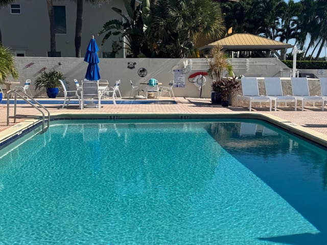646 Snug Harbor Drive H407, Boynton Beach, FL 33435