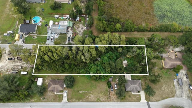 930 NE 1st Terrace, Crystal River, FL 34429