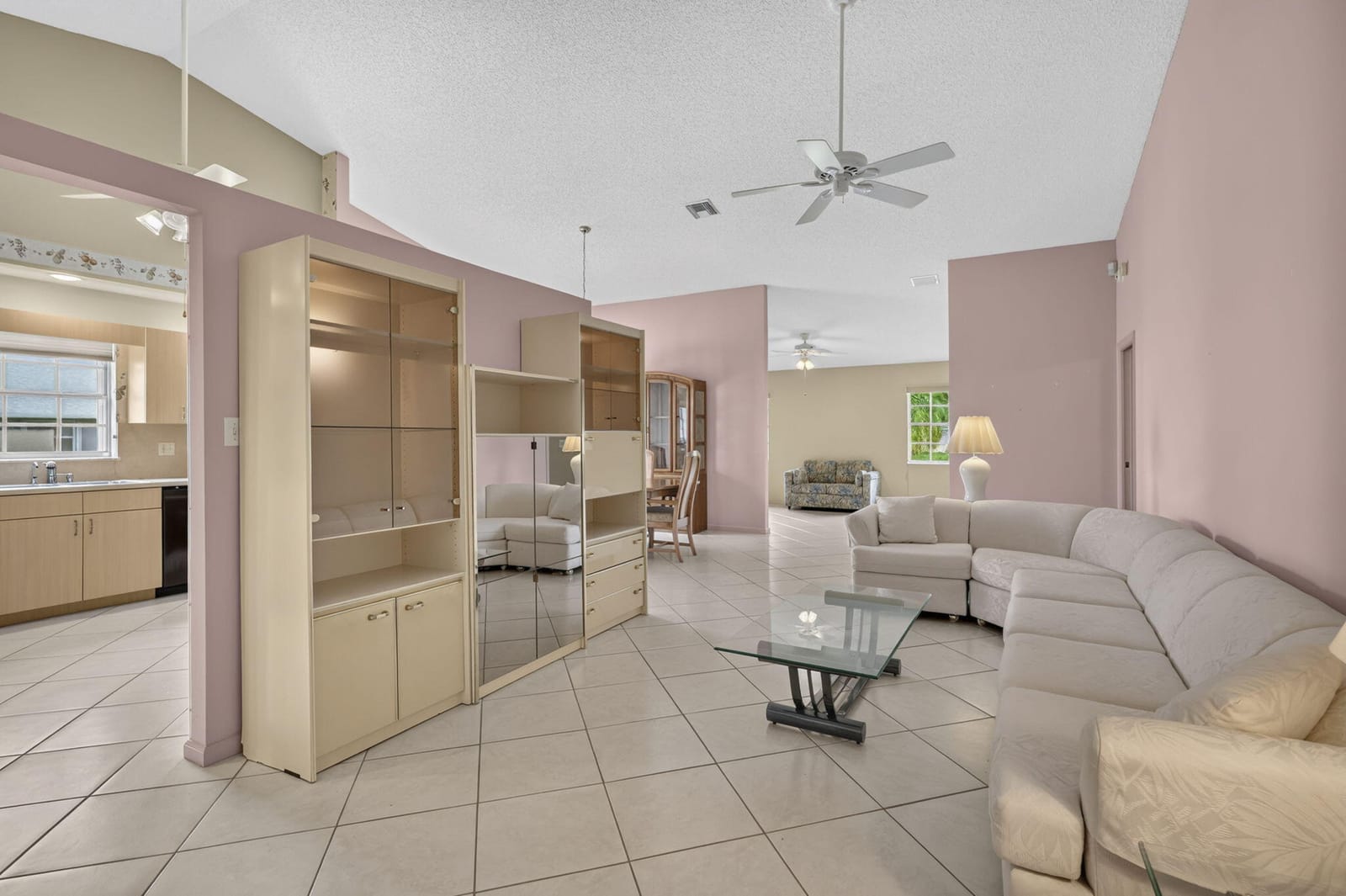 3914 Dafilee Circle, West Palm Beach, FL 33417 photo 4