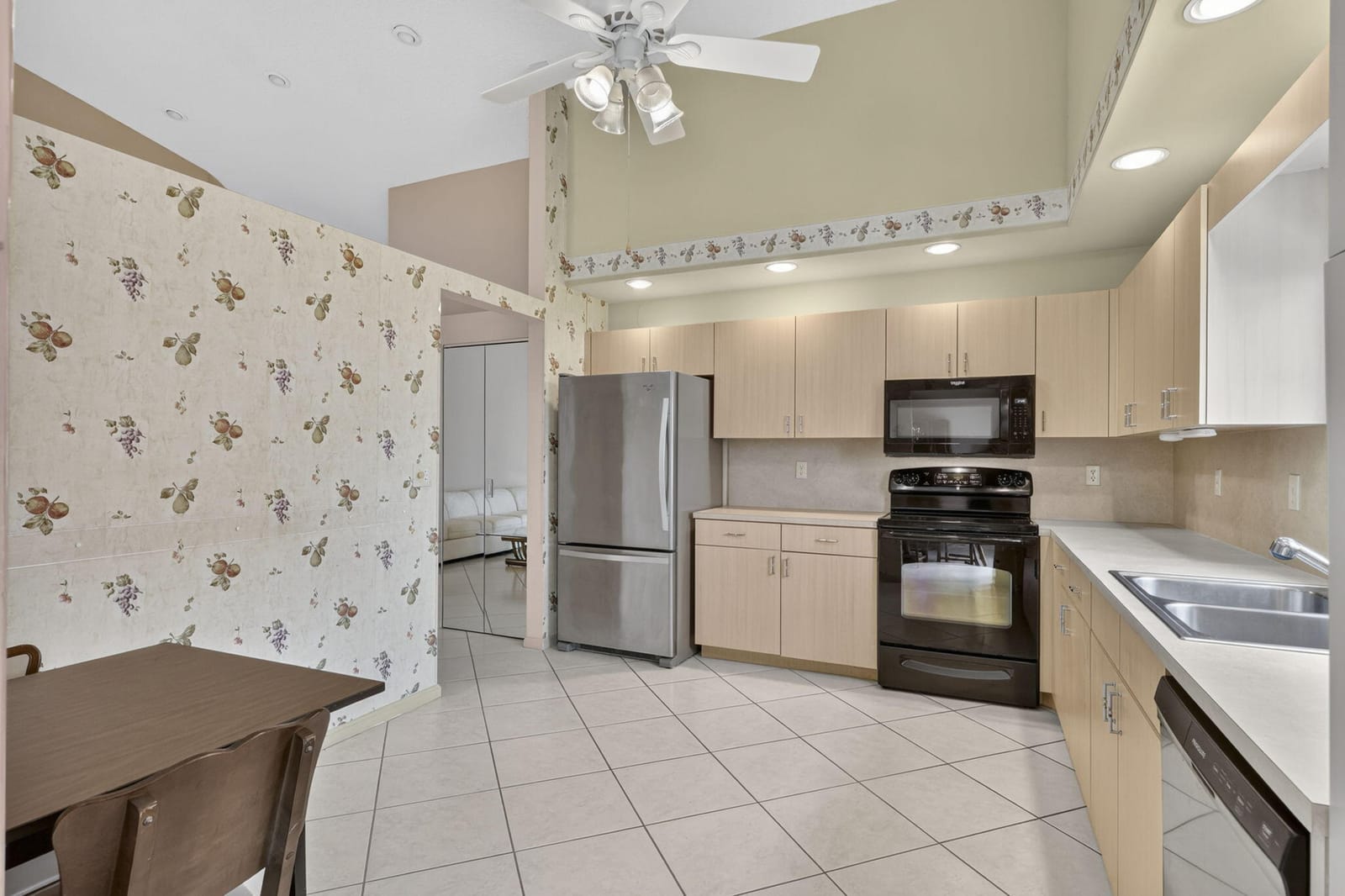 3914 Dafilee Circle, West Palm Beach, FL 33417 photo 9