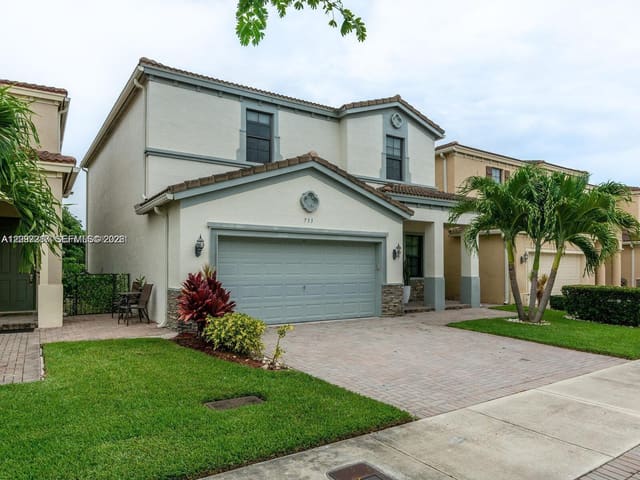 733 NE 193rd Terrace 733, Miami, FL 33179