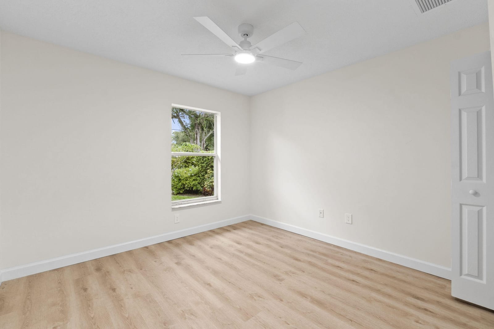 7508 Paso Robles Boulevard, Fort Pierce, FL 34951 photo 17