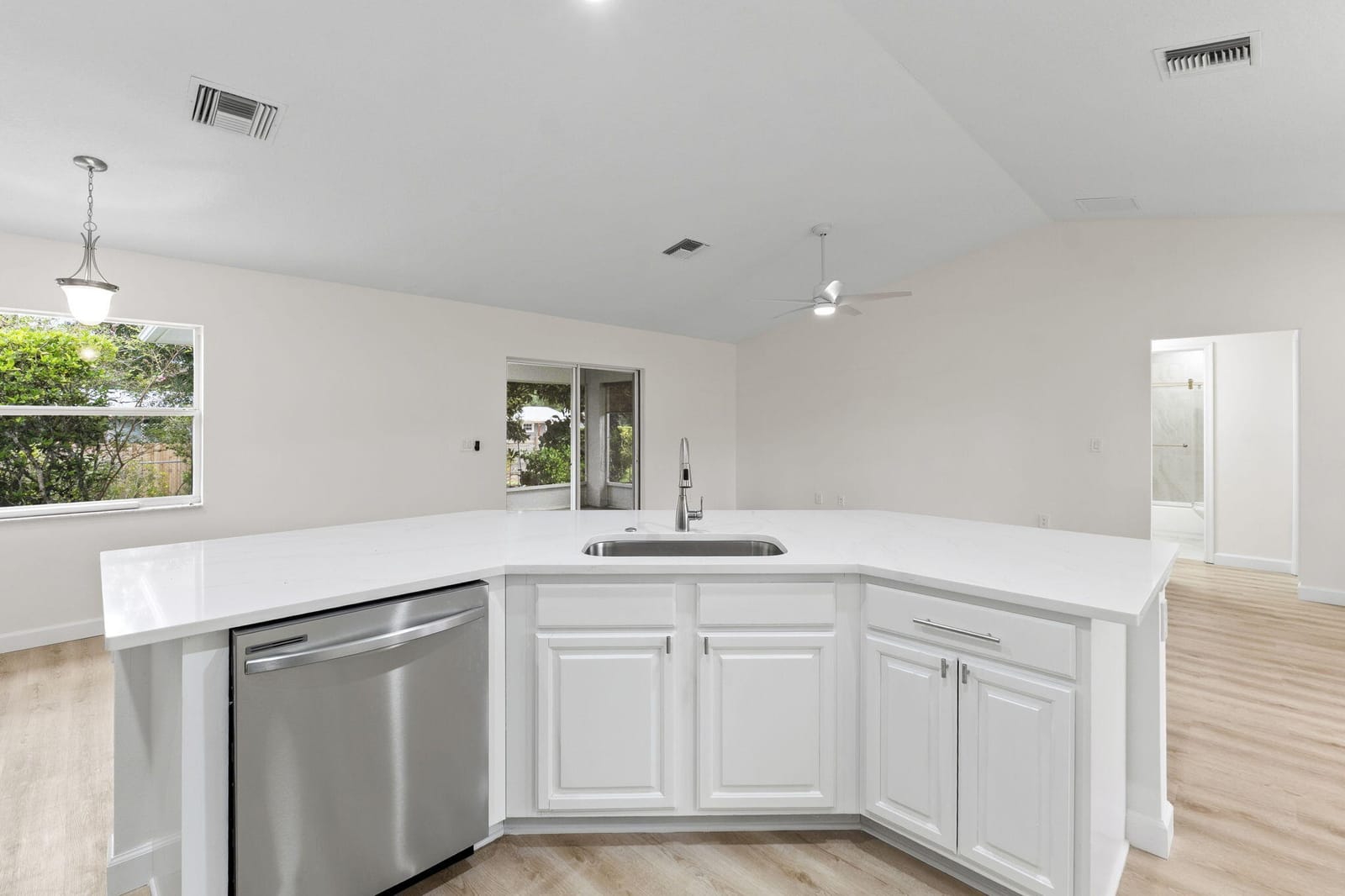 7508 Paso Robles Boulevard, Fort Pierce, FL 34951 photo 9