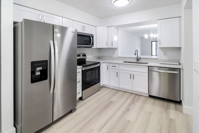 7270 Ashford Place 106, Delray Beach, FL 33446