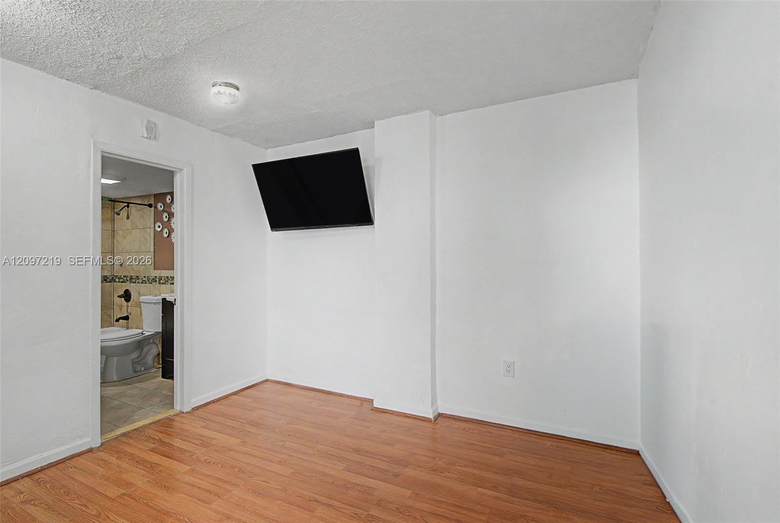 12590 NE 16th Avenue 402, North Miami, FL 33161 photo 11
