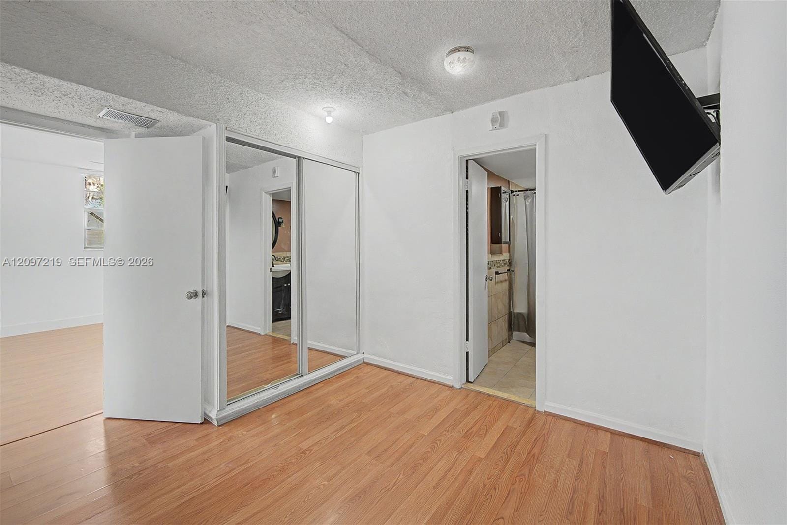 12590 NE 16th Avenue 402, North Miami, FL 33161 photo 13